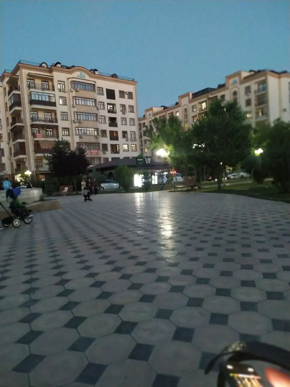 Сдаётся 4-комнатная квартира, 123 м², 5/7 этаж — Алмазарский район