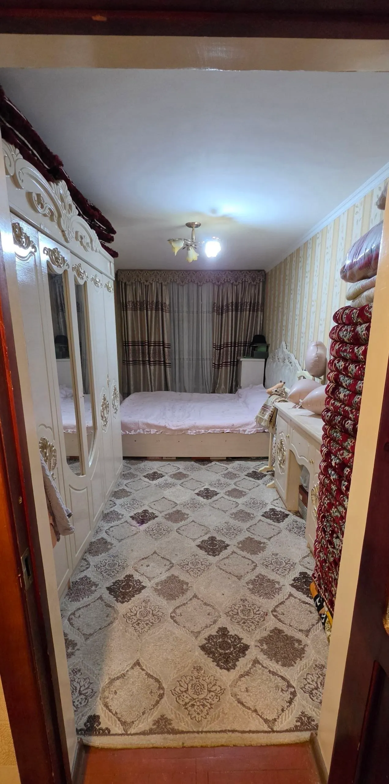 Sotiladi 3 xonali kvartira, 67 m², 2/4 qavat — Yashnobod tumani