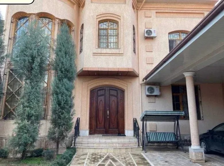 Сотилади 6 хонали ҳовли уй, 6 сотих, 750 м² — Яккасарой тумани