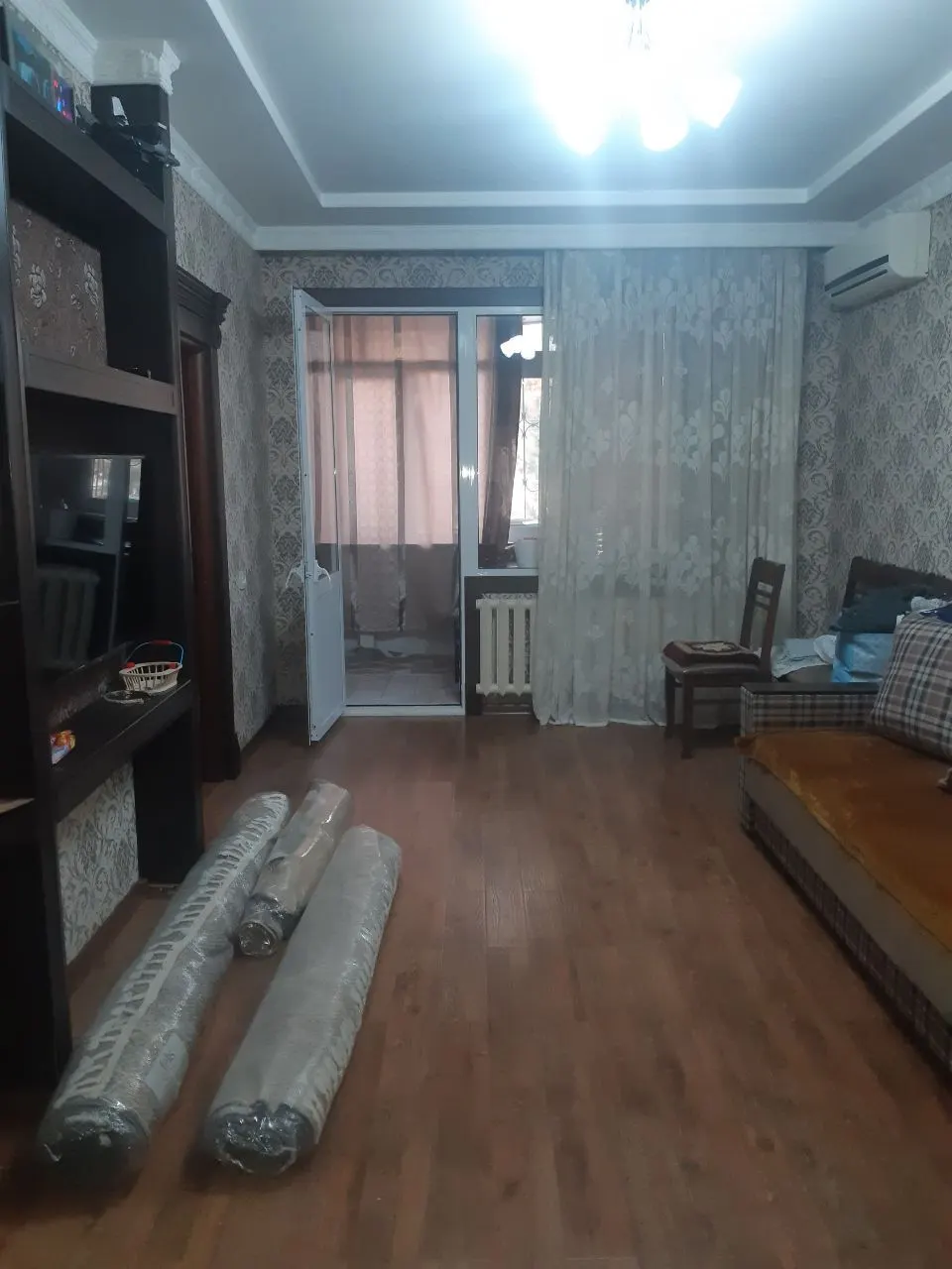Сдаётся 2-комнатная квартира, 50 м², 1/4 этаж — Юнусабадский район