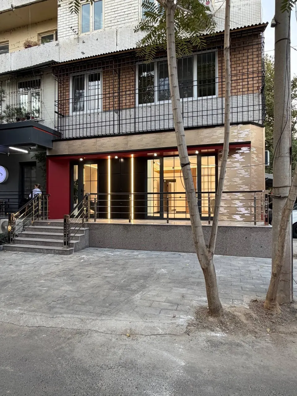 Продаётся коммерческое помещение, 95 м², 1/1 этаж — Мирабадский район