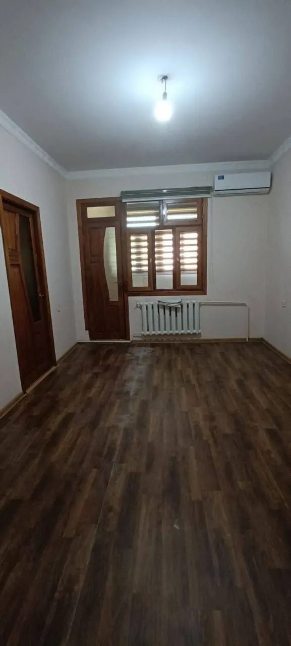Сотилади 2 хонали квартира, 50 м², 4/4 қават — Мирзо Улуғбек тумани