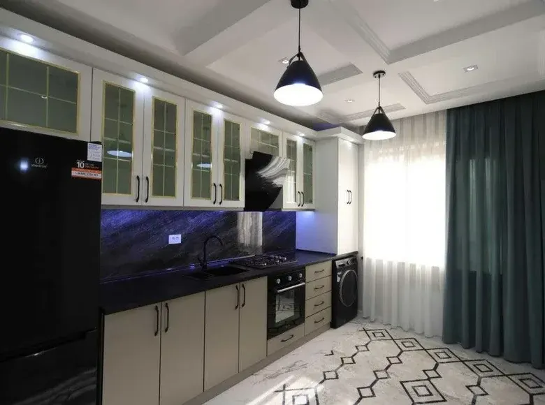 Сотилади 4 хонали квартира, 138 м², 1/4 қават — Самарқанд шаҳри