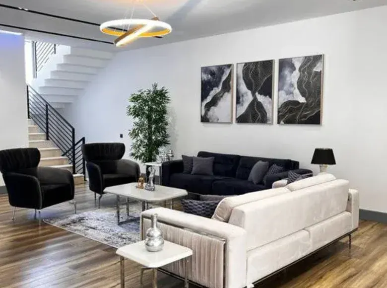 Ijaraga beriladi 4 xonali hovli uy, 2 sotix, 231 m², 2/2 qavat — Yashnobod tumani