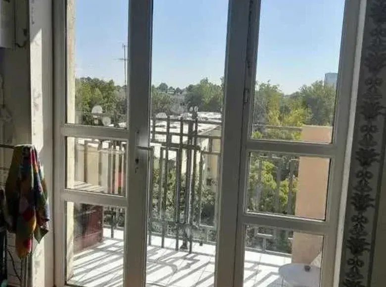 Продаётся 1-комнатная квартира, 40 м², 5/8 этаж — Мирзо-Улугбекский район