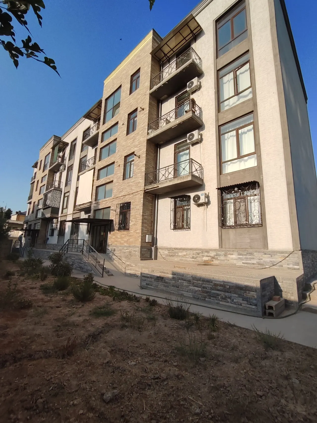 Sotiladi 4 xonali kvartira, 171 m², 4/5 qavat — Mirzo Ulugʻbek tumani