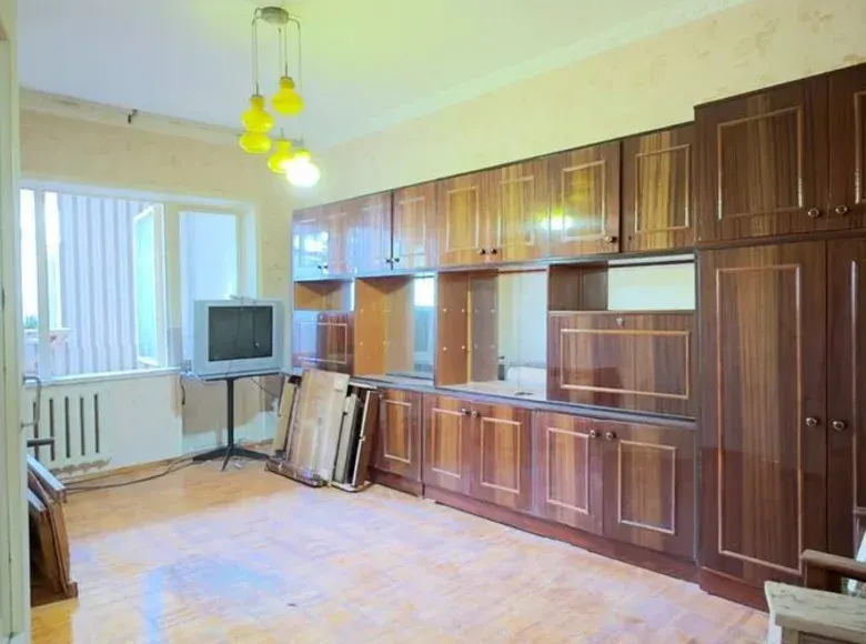 Продаётся 2-комнатная квартира, 64 м², 2/4 этаж — Мирзо-Улугбекский район