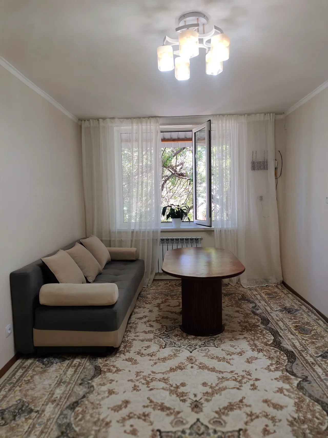 Sotiladi 1 xonali kvartira, 30 m², 3/3 qavat — Mirzo Ulugʻbek tumani