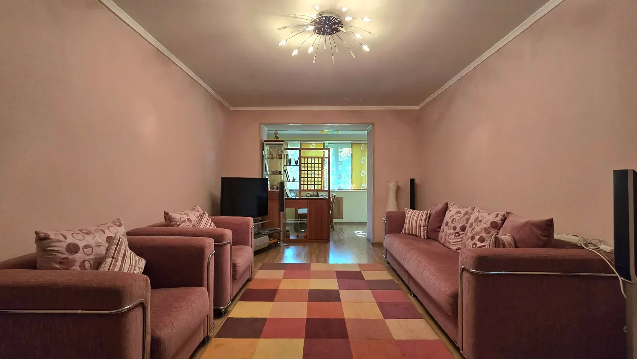 Продаётся 3-комнатная квартира, 72 м², 4/4 этаж — Мирзо-Улугбекский район