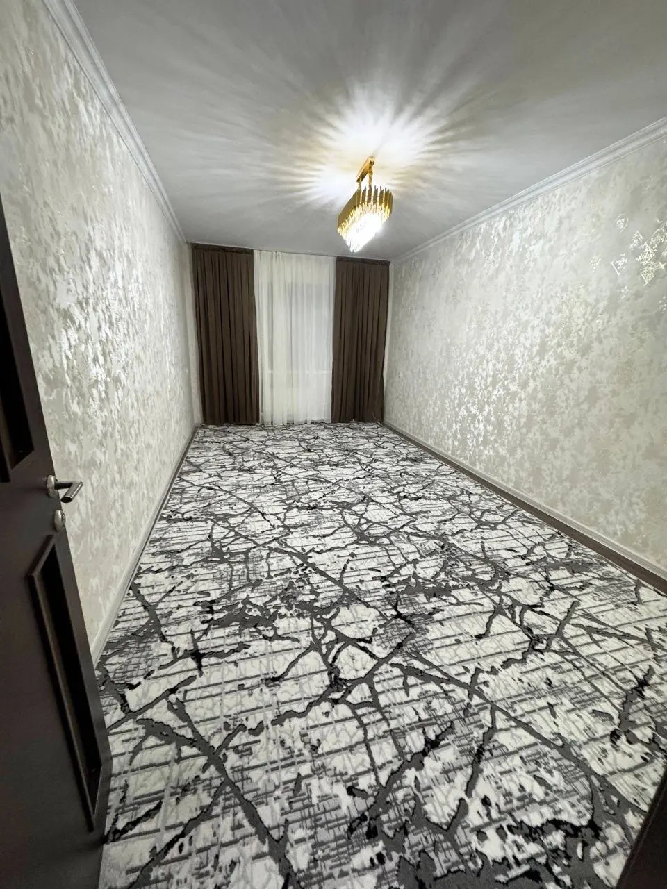 Sotiladi 3 xonali kvartira, 75 m², 7/7 qavat — Yangihayot tumani