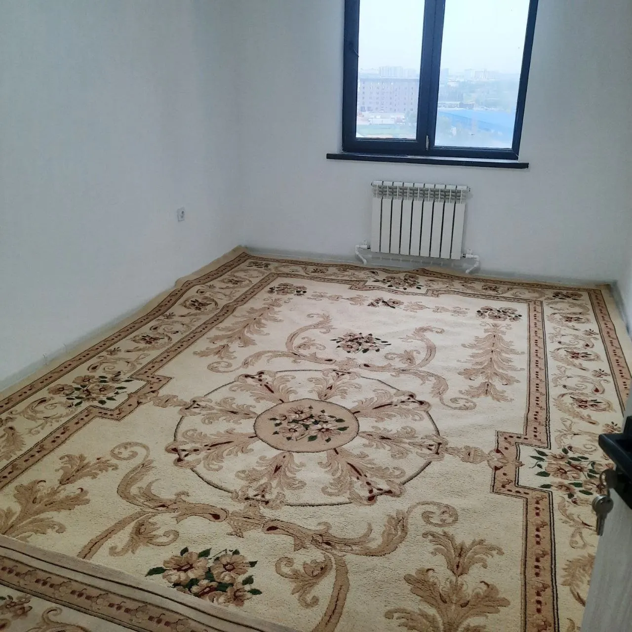 Sotiladi 6 xonali kvartira, 79 m², 9/16 qavat — Sergeli tumani