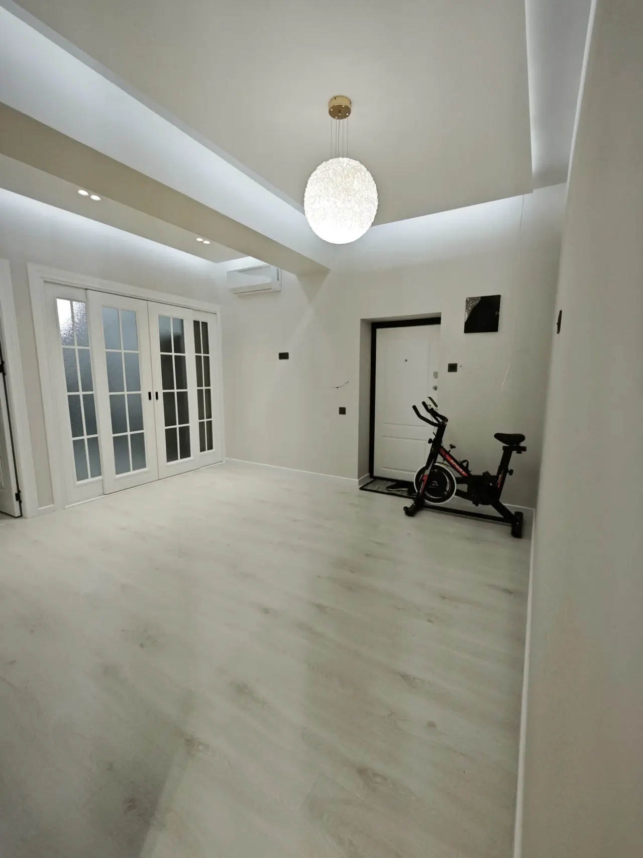 Сотилади 3 хонали квартира, 80 м², 4/6 қават — Юнусобод тумани