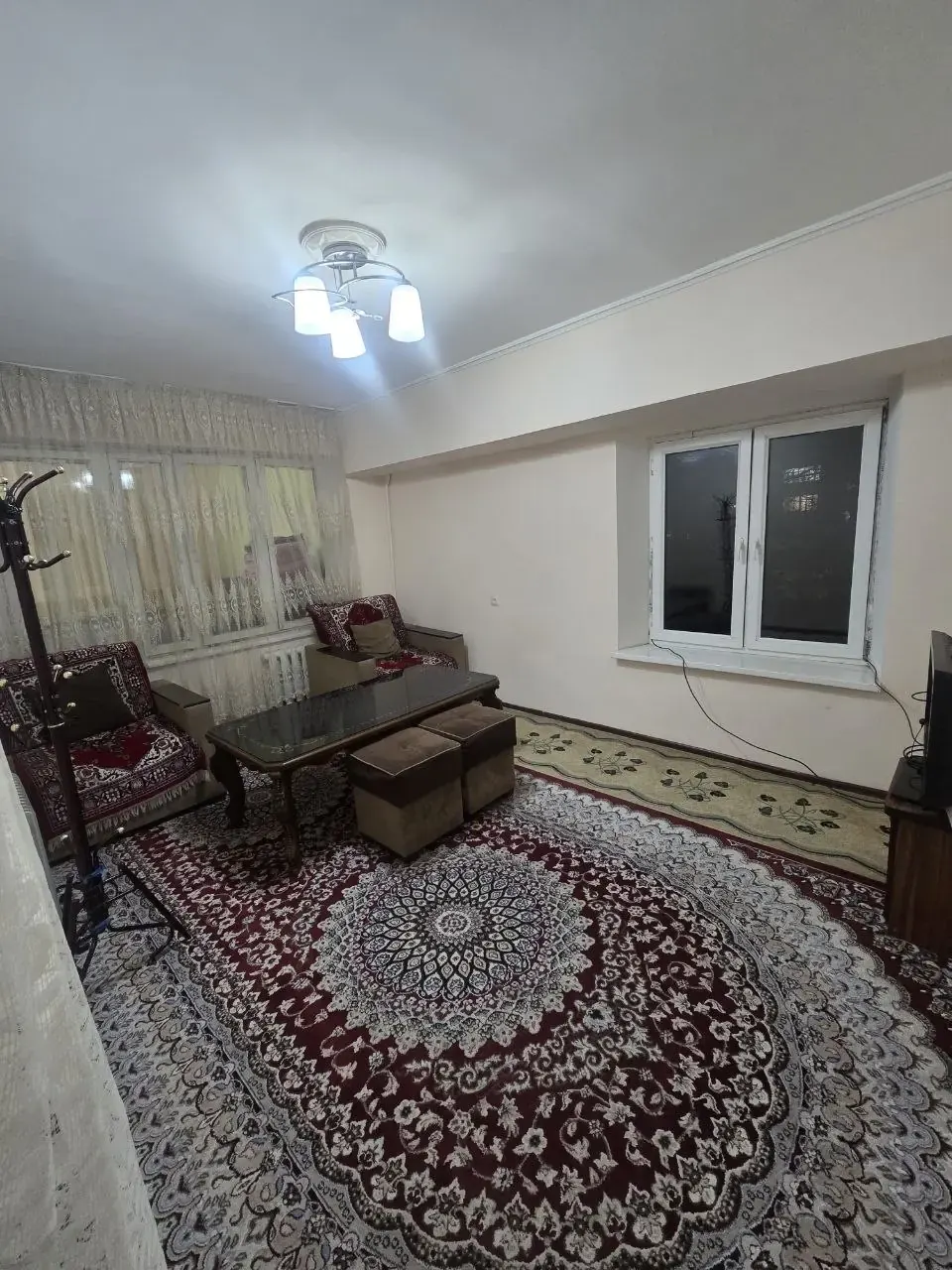 Ижарага берилади 2 хонали квартира, 56 м², 3/4 қават — Олмазор тумани