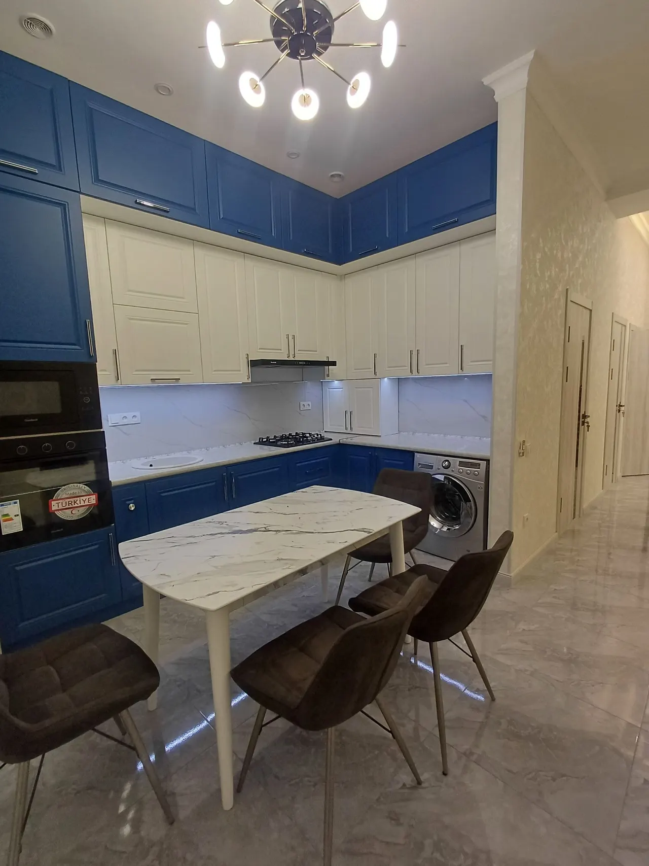 Ижарага берилади 3 хонали квартира, 96 м², 3/8 қават — Мирзо Улуғбек тумани