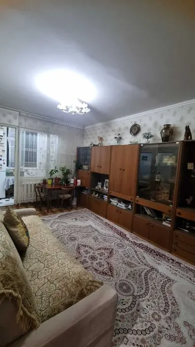 Ижарага берилади 2 хонали квартира, 60 м², 4/4 қават — Юнусобод тумани