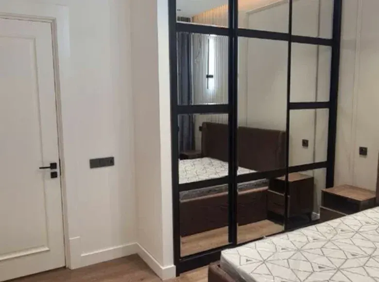 Продаётся 2-комнатная квартира, 50 м², 8/8 этаж — Чиланзарский район