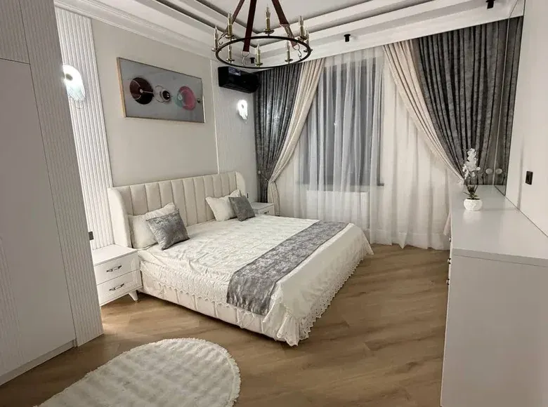 Сотилади 4 хонали квартира, 118 м², 2/10 қават — Мирзо Улуғбек тумани