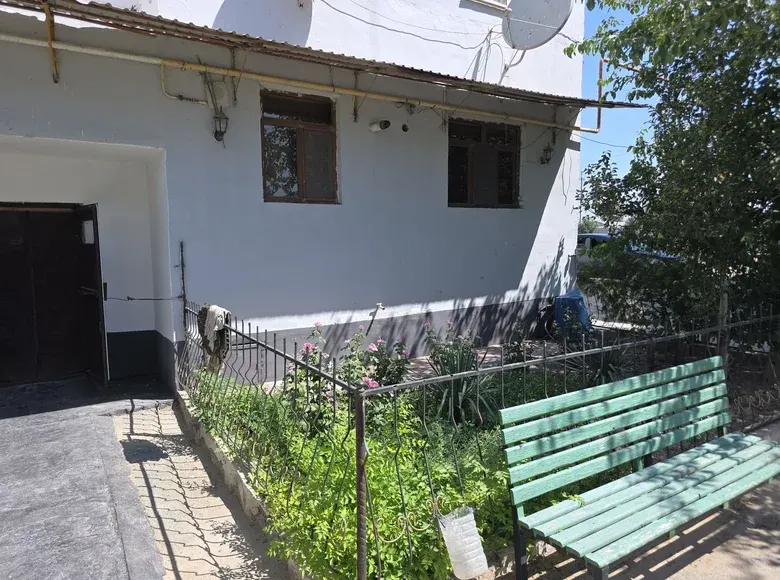 Сотилади 2 хонали квартира, 61 м², 1/4 қават — Нукус шаҳри