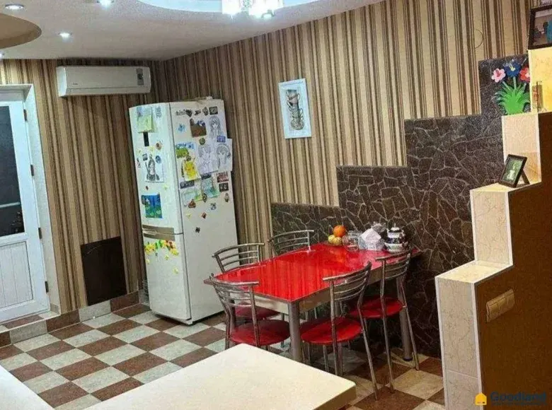 Продаётся 3-комнатная квартира, 100 м², 2/5 этаж — Мирзо-Улугбекский район