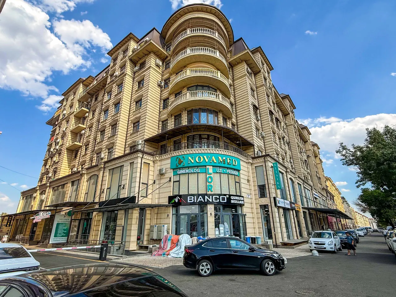 Сотилади 4 хонали квартира, 160 м², 6/8 қават — Мирзо Улуғбек тумани