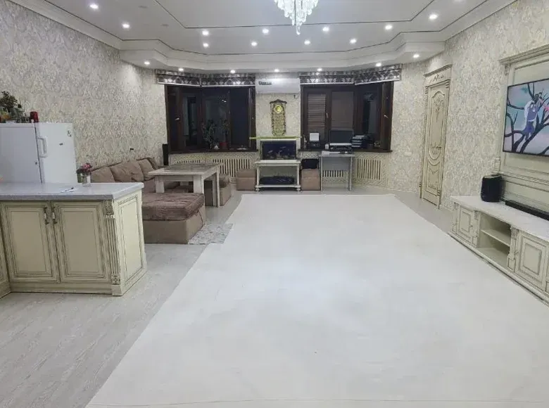 Sotiladi 2 xonali kvartira, 87 m², 8/8 qavat — Toshkent shahri