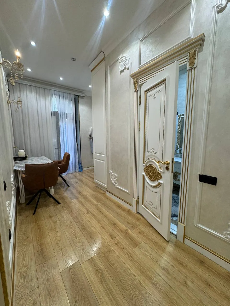 Сотилади 2 хонали квартира, 60 м², 1/4 қават — Чилонзор тумани