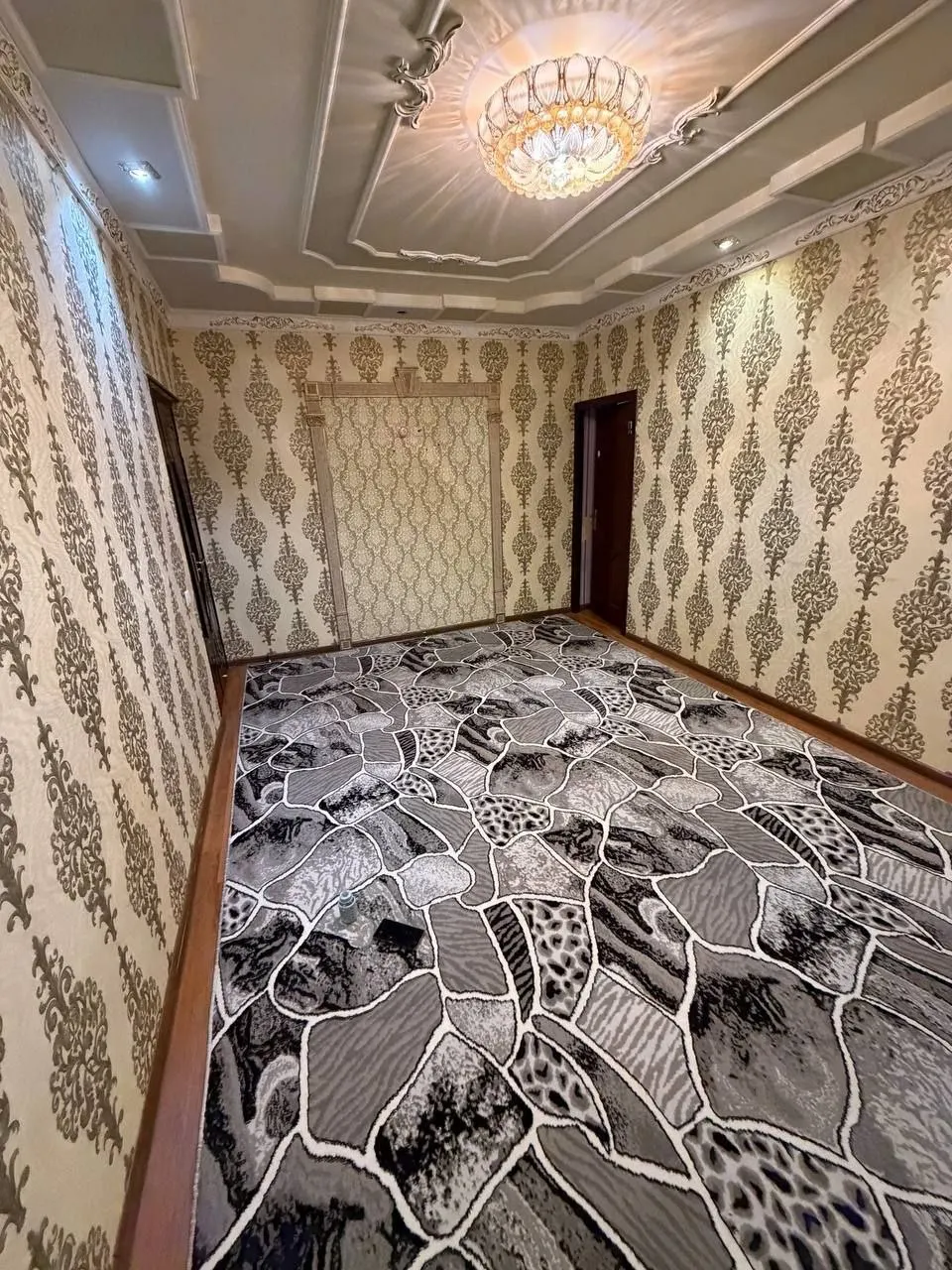 Продаётся 3-комнатная квартира, 70 м², 3/4 этаж — Учтепинский район