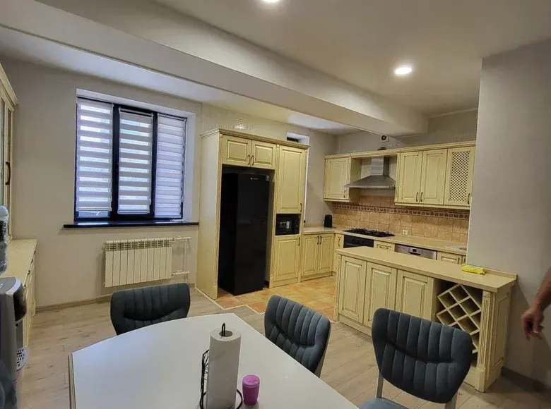 Ijaraga beriladi ofis, 335 m² — Mirzo Ulugʻbek tumani