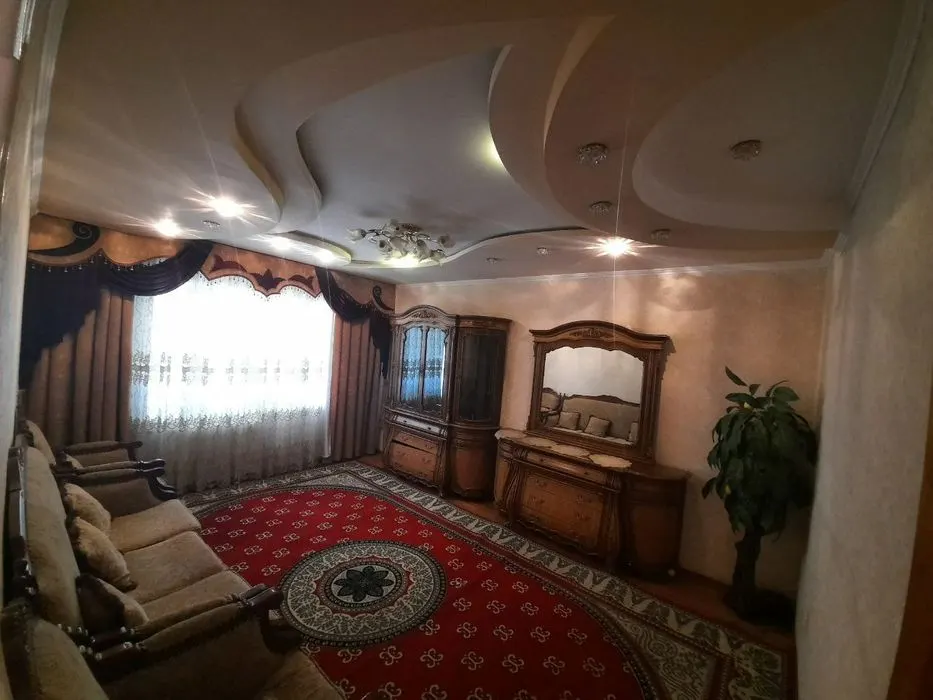 Сдаётся 4-комнатная квартира, 100 м², 8/9 этаж — Юнусабадский район