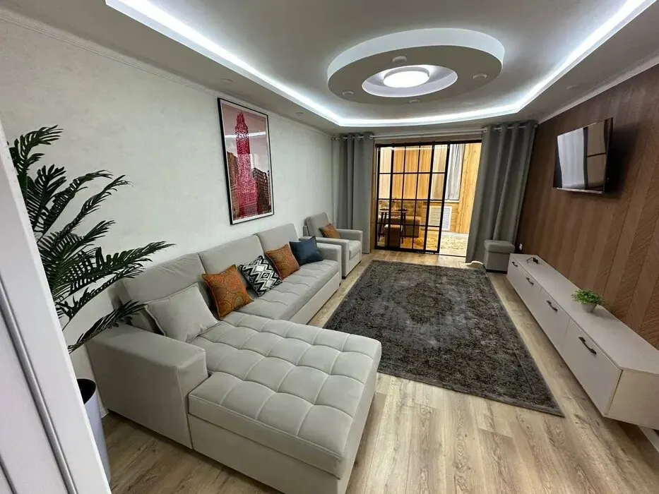 Ижарага берилади 2 хонали квартира, 56 м², 1/4 қават — Чилонзор тумани