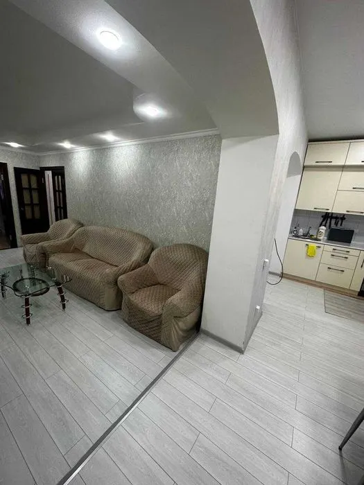 Ijaraga beriladi 4 xonali kvartira, 90 m², 1/4 qavat — Yunusobod tumani