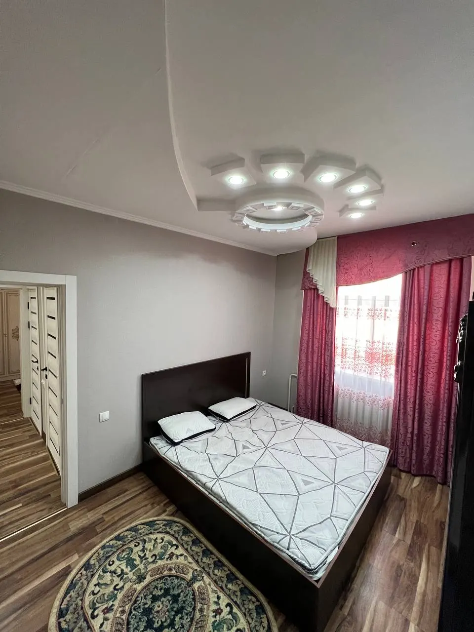 Ижарага берилади 3 хонали квартира, 100 м², 4/4 қават — Юнусобод тумани