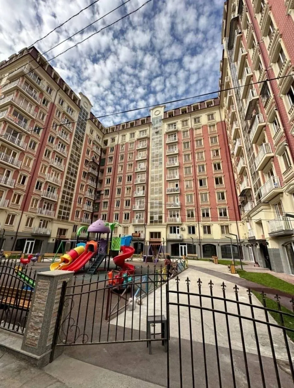 Сотилади 2 хонали квартира, 53 м², 7/11 қават — Юнусобод тумани