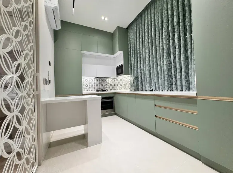 Сотилади 3 хонали квартира, 114 м², 3/9 қават — Яккасарой тумани