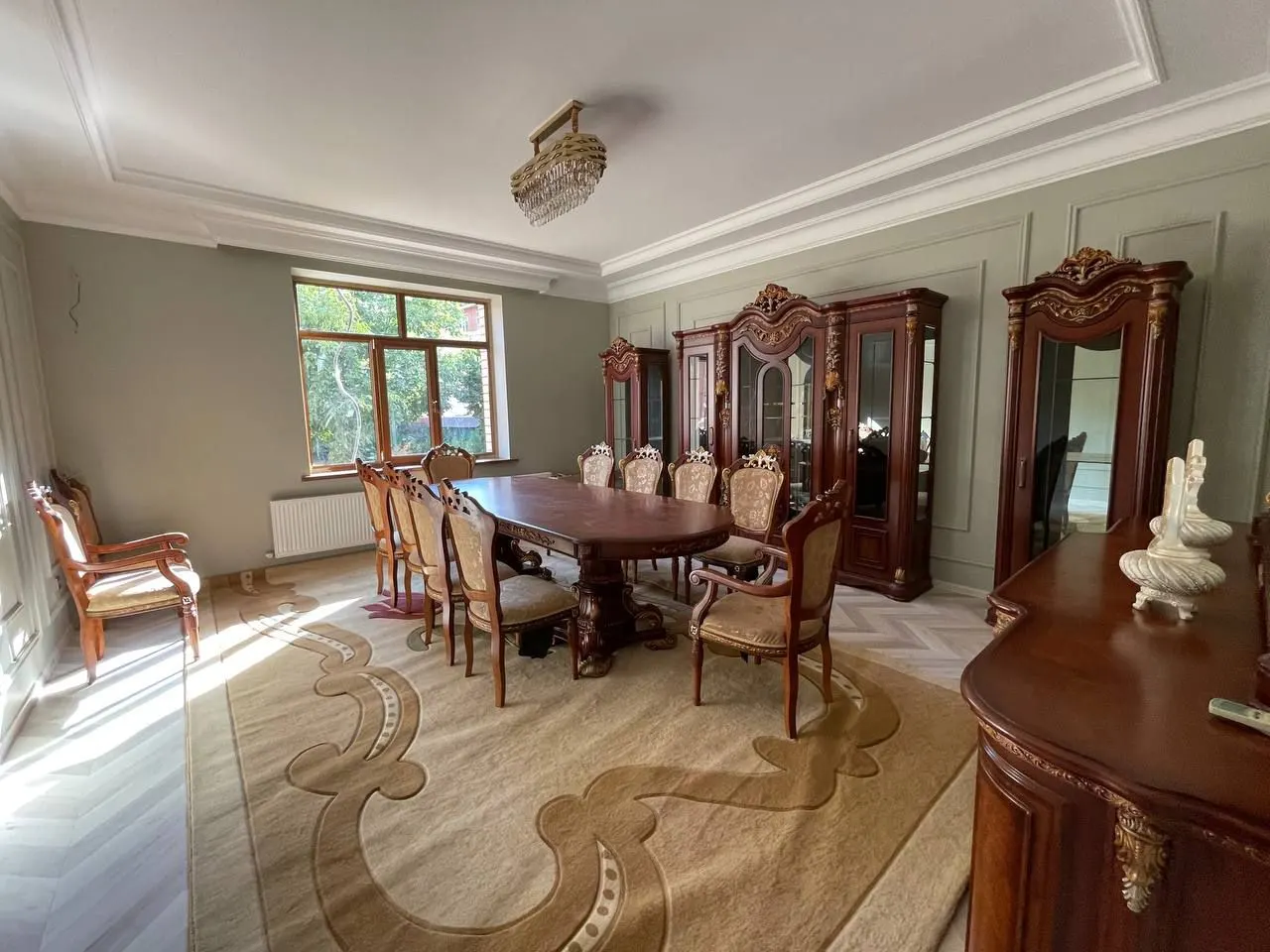 Ижарага берилади 4 хонали квартира, 130 м², 1/5 қават — Мирзо Улуғбек тумани