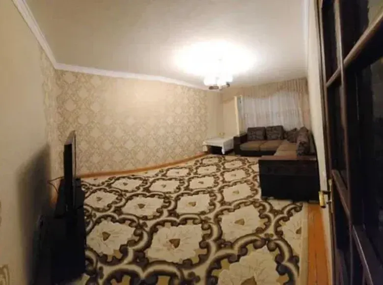Продаётся 3-комнатная квартира, 68 м², 2/4 этаж — Ташкент