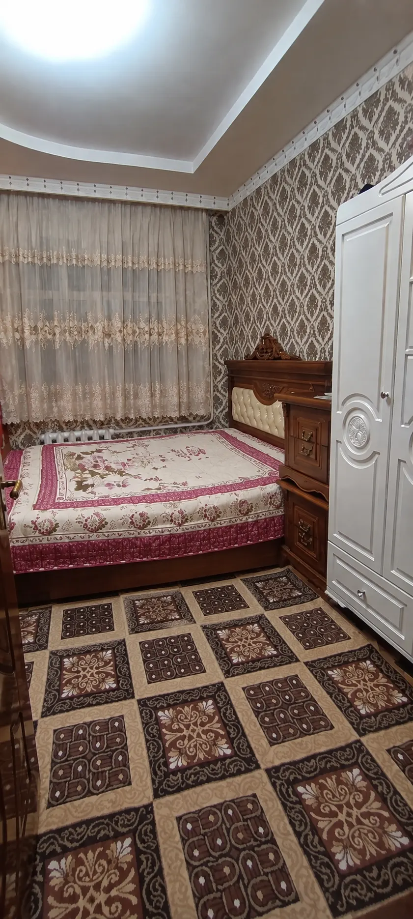 Сотилади 2 хонали квартира, 57 м², 2/4 қават — Олмазор тумани