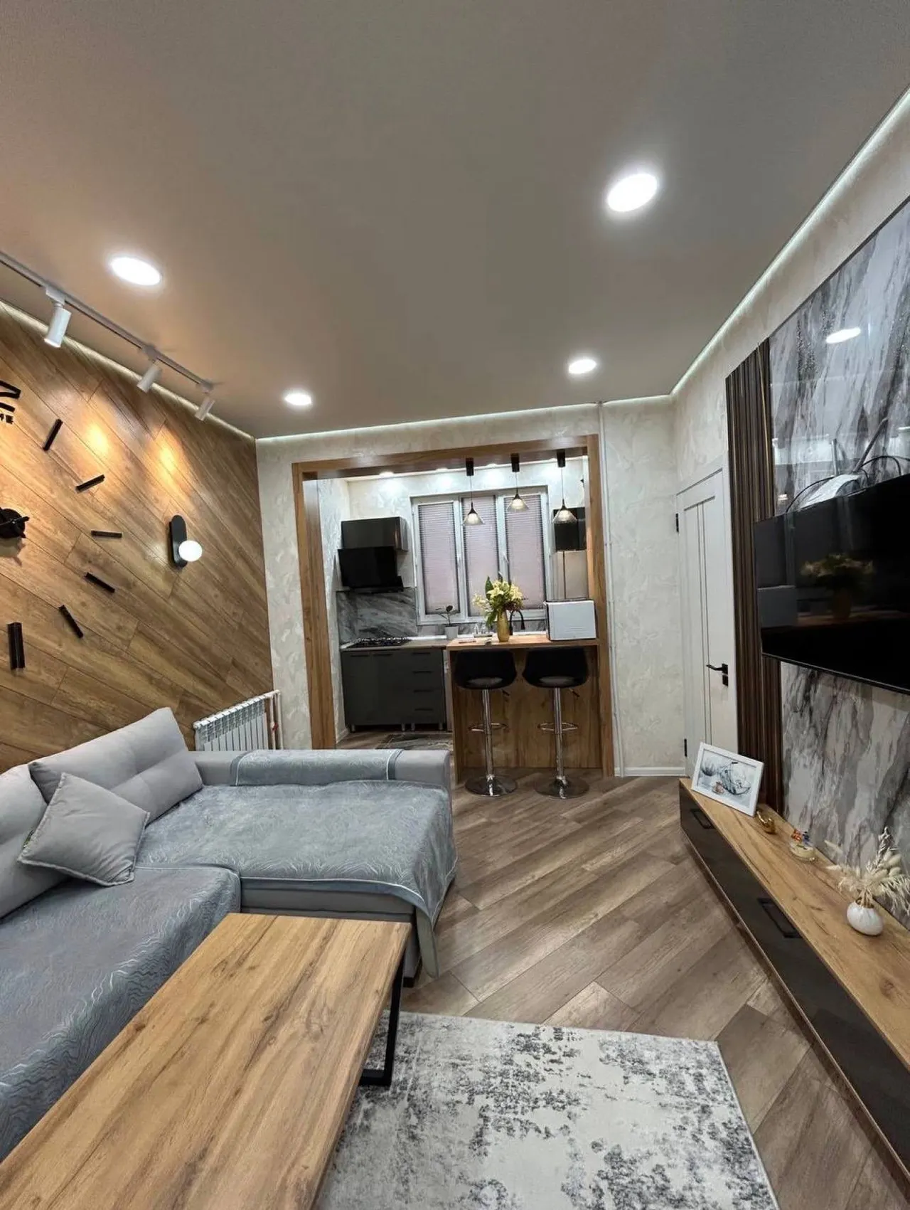 Продаётся 2-комнатная квартира, 45 м², 2/4 этаж — Чиланзарский район