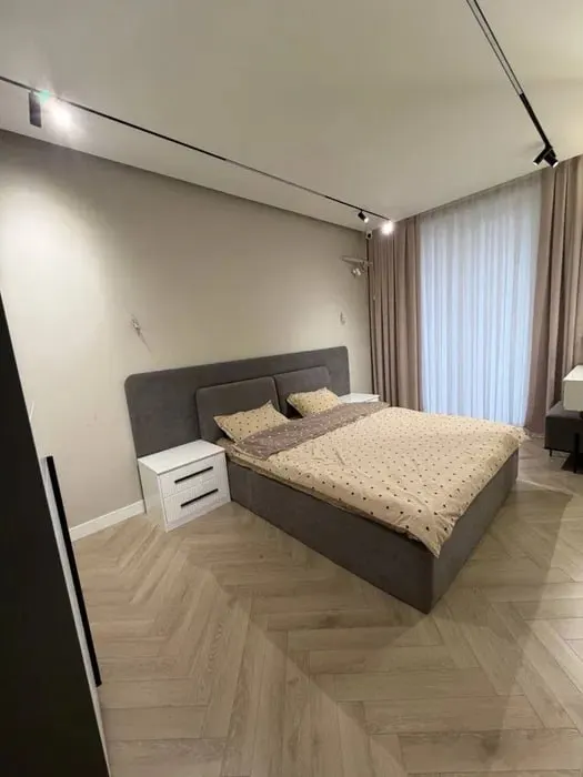 Ijaraga beriladi 2 xonali kvartira, 60 m², 27/50 qavat — Yakkasaroy tumani