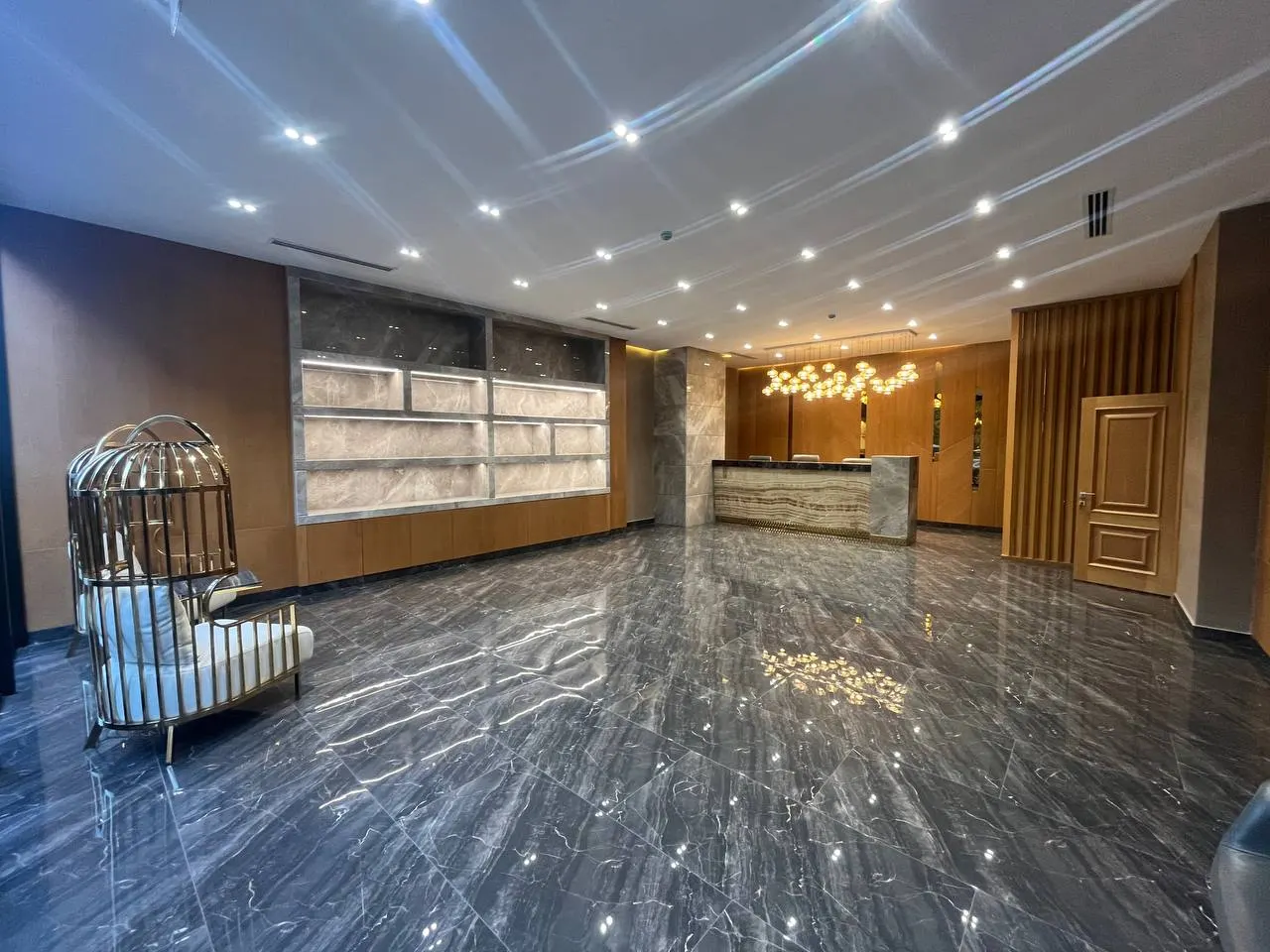 Сотилади тижорат биноси, 178 м², 1/5 қават — Миробод тумани