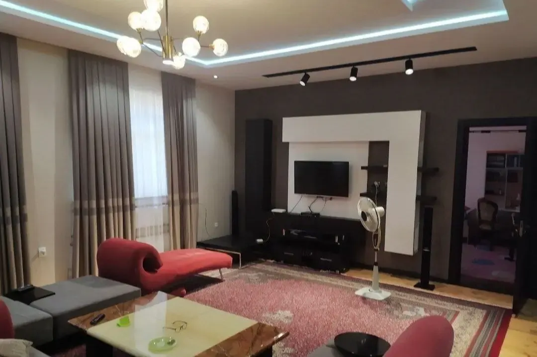 Ijaraga beriladi dala hovli, 8 sotix, 400 m² — Chilonzor tumani