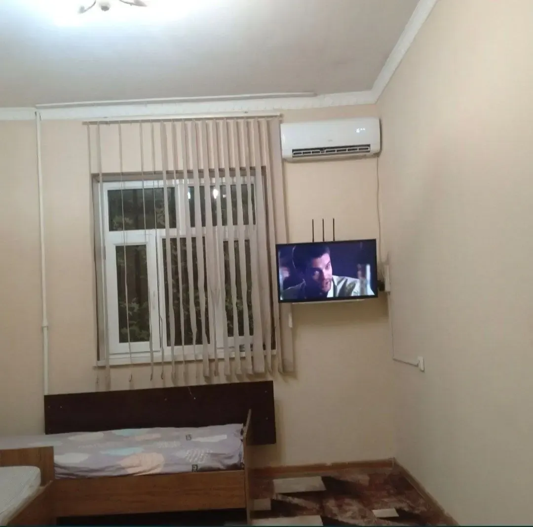 Сдаётся 1-комнатная квартира, 52 м², 2/5 этаж — Сергелийский район