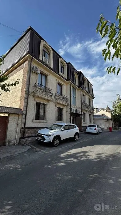 Сотилади 3 хонали квартира, 72 м², 2/3 қават — Шайхонтоҳур тумани