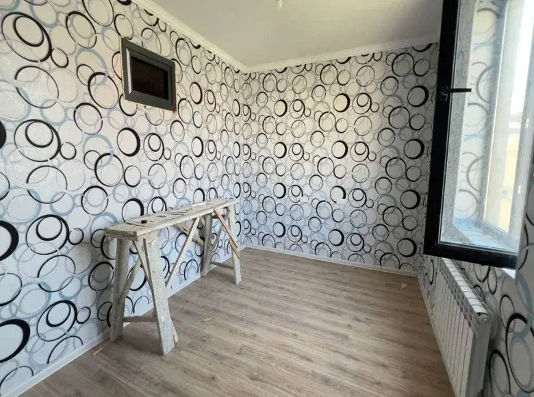 Продаётся 3-комнатная квартира, 90 м², 4/5 этаж — Фергана