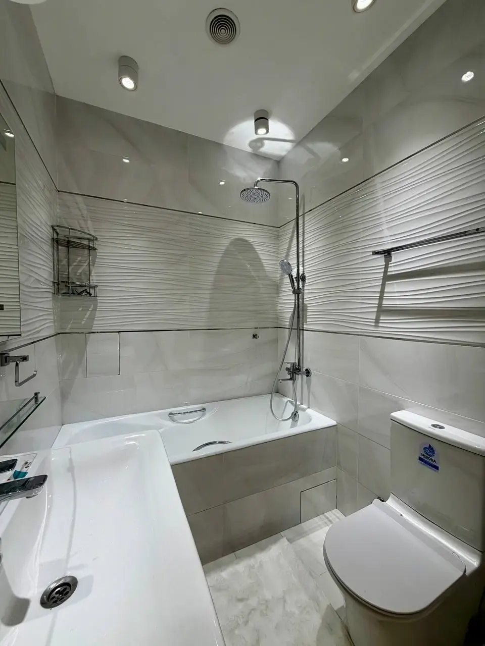 Sotiladi 4 xonali kvartira, 130 m², 6/8 qavat — Yashnobod tumani