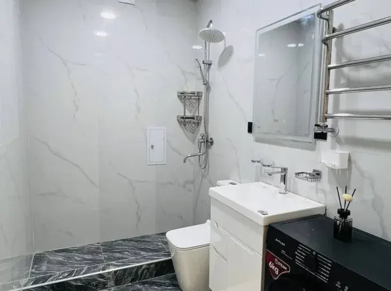 Продаётся 2-комнатная квартира, 64 м², 8/10 этаж — Яккасарайский район