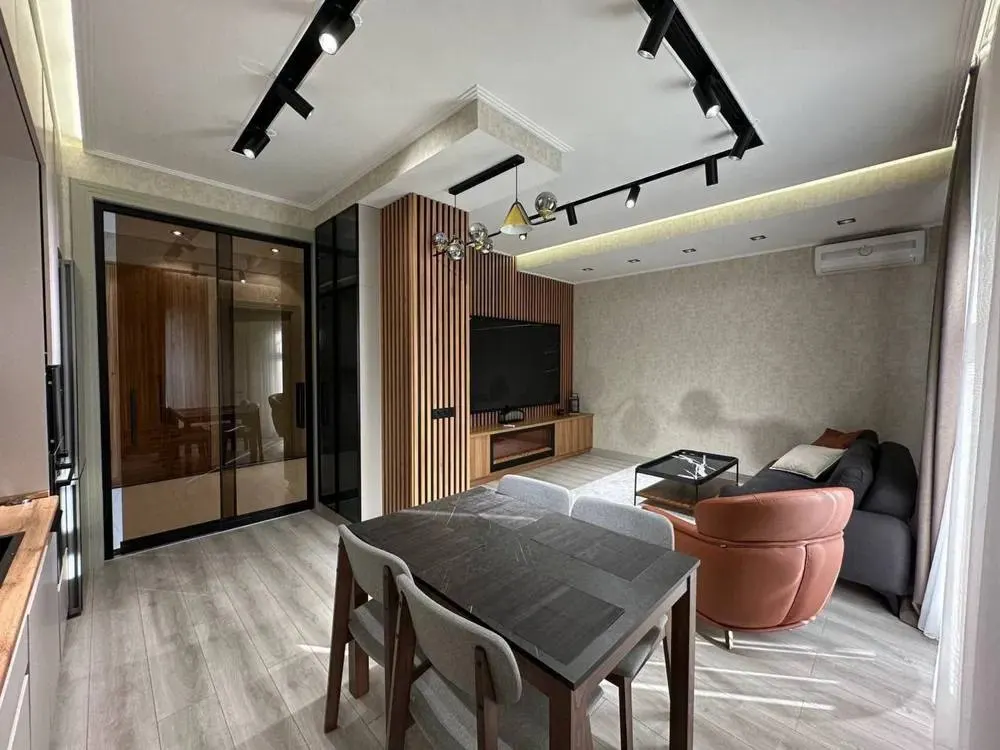 Сдаётся 3-комнатная квартира, 120 м², 6/10 этаж — Юнусабадский район