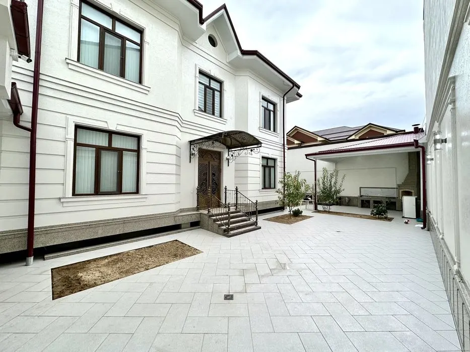 Ижарага берилади 6 хонали ҳовли уй, 4 сотих, 530 м², 3 қаватли — Юнусобод тумани