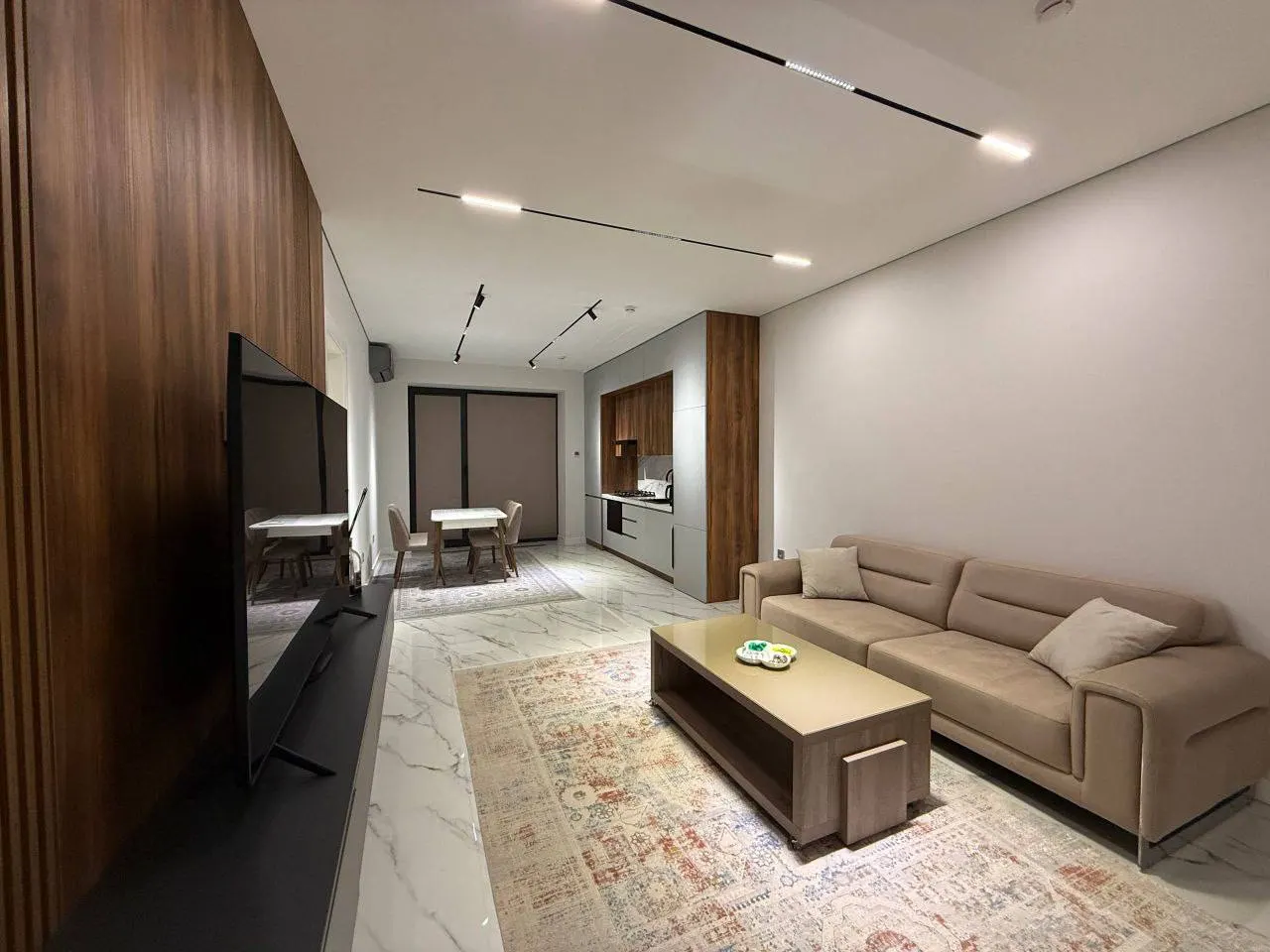 Sotiladi 2 xonali kvartira, 57 m², 4/16 qavat — Yakkasaroy tumani