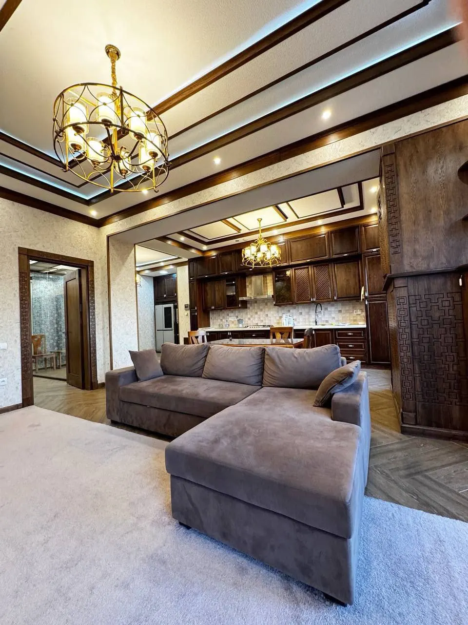 Ижарага берилади 4 хонали квартира, 150 м², 2/6 қават — Яккасарой тумани